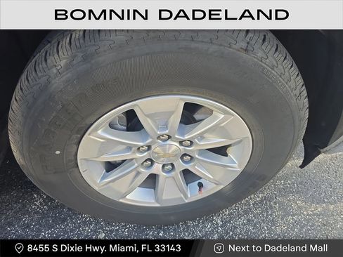 Used 2024 Chevrolet Silverado 1500 LT image 10