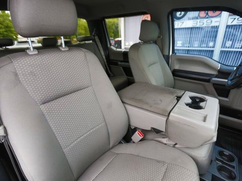 Used 2015 Ford F150 XLT w/ Equipment Group 301A Mid AWD/4WD image 18