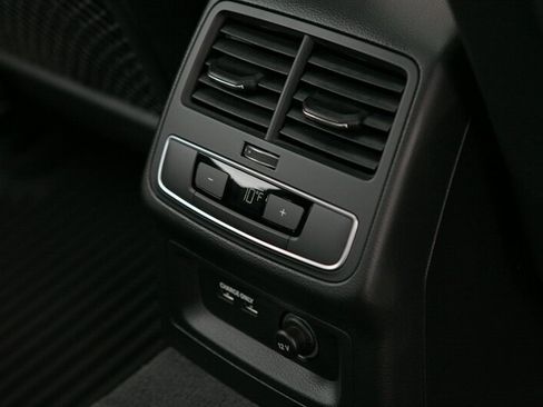 Used 2022 Audi A4 2.0T Premium Plus image 18