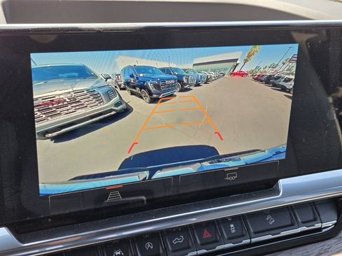 New 2025 GMC Sierra 1500 SLT w/ SLT Premium Package image 14