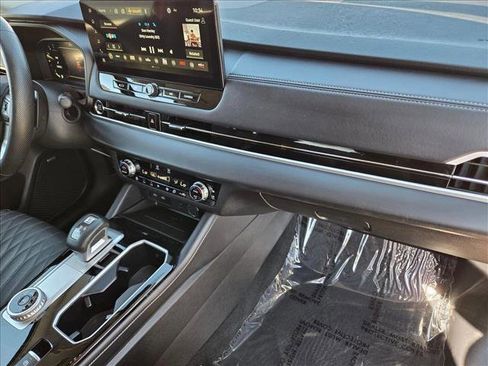 Used 2025 Mitsubishi Outlander SEL image 21