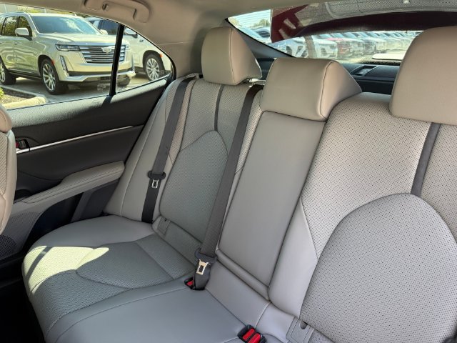 Used 2021 Toyota Camry XLE w/ Navigation Upgrade Package FWD image 27