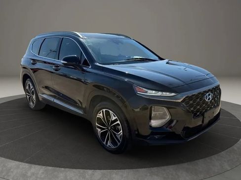 Used 2019 Hyundai Santa Fe FWD w/ Cargo Package image 4