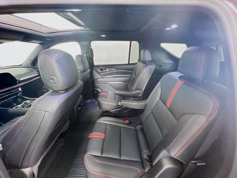 Used 2026 Chevrolet Traverse RS w/ LPO, Floor Liner Package AWD/4WD image 25