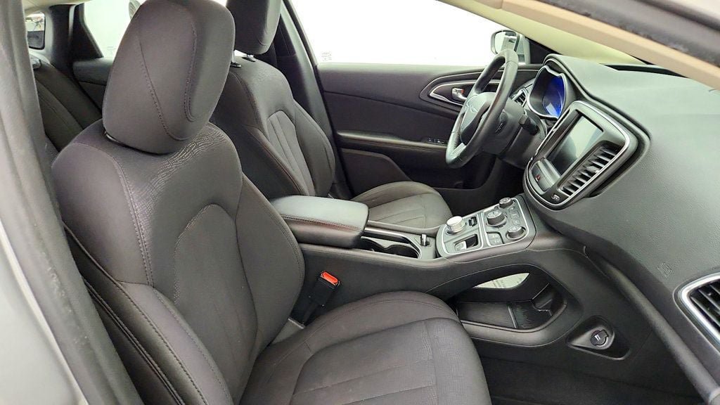 Used 2015 Chrysler 200 Limited w/ Convenience Group FWD image 25