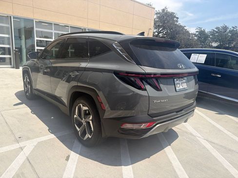 Certified 2024 Hyundai Tucson Limited FWD image 6