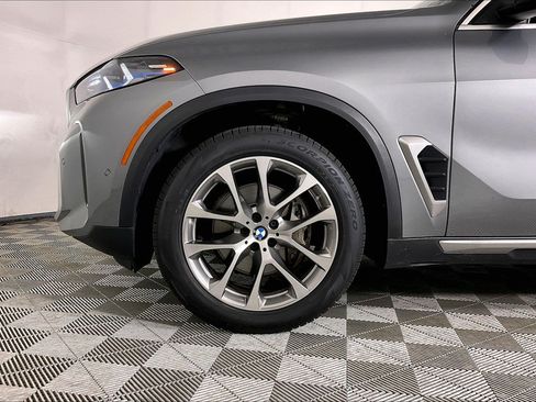 Used 2024 BMW X5 xDrive40i w/ Premium Package AWD/4WD image 6