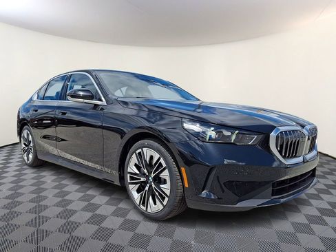 New 2027 BMW 530i xDrive AWD/4WD image 1