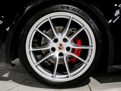 Used 2014 Porsche 911 Carrera 4S image 47