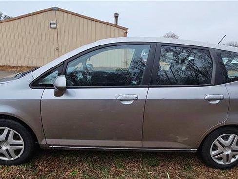 Used 2008 Honda Fit image 4
