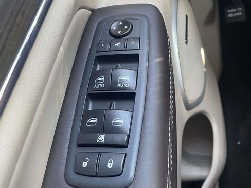 Used 2020 Jeep Grand Cherokee Summit w/ Platinum Series Group AWD/4WD image 25