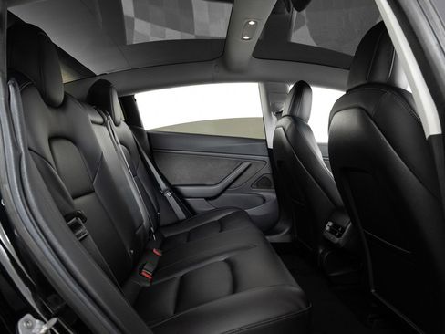 Used 2018 Tesla Model 3 Long Range image 22