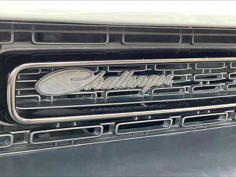 Used 2022 Dodge Challenger SXT w/ Blacktop Package image 9