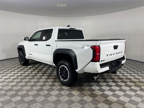 New 2025 Toyota Tacoma TRD Off-Road image 5