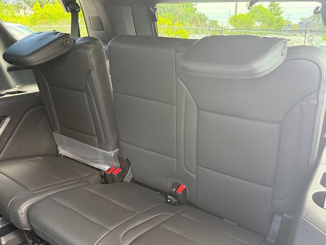 New 2026 GMC Yukon Denali AWD/4WD image 12