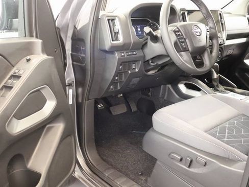 New 2026 Nissan Frontier SV w/ SV Convenience Package AWD/4WD image 9