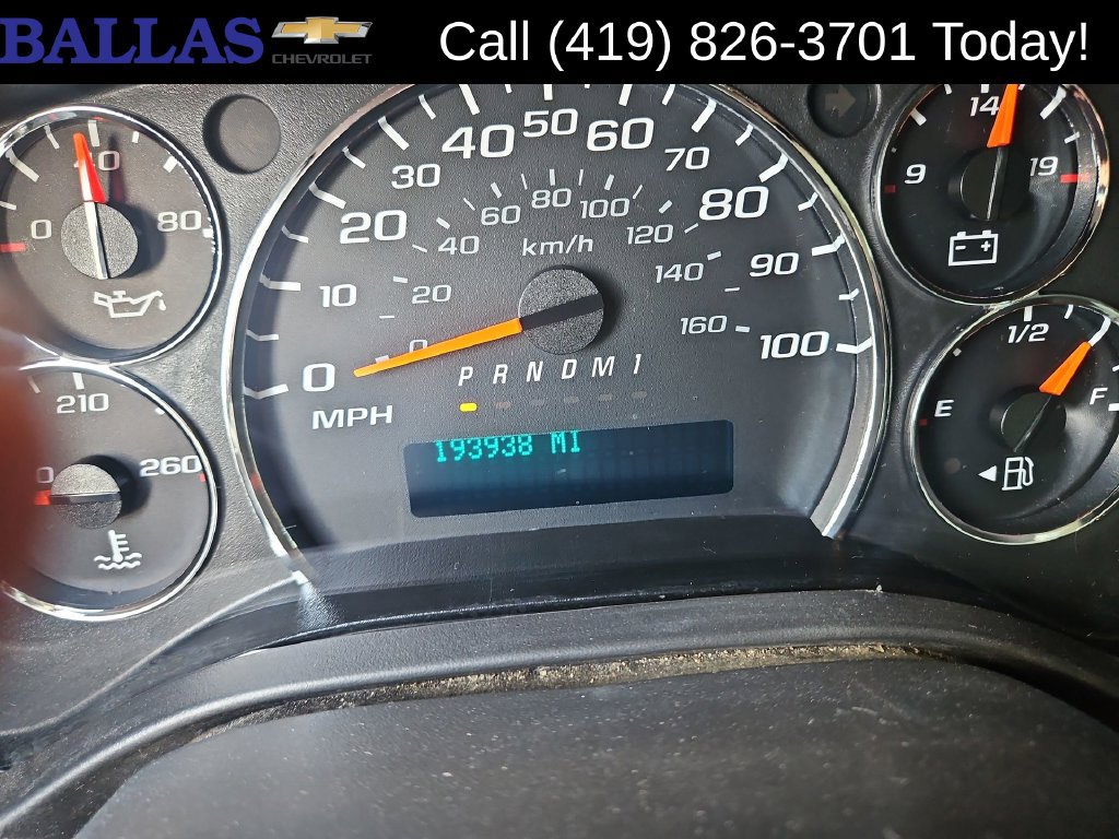 Used 2015 GMC Savana 2500 RWD image 12