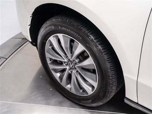 Used 2016 Acura MDX FWD w/ Technology Package image 12