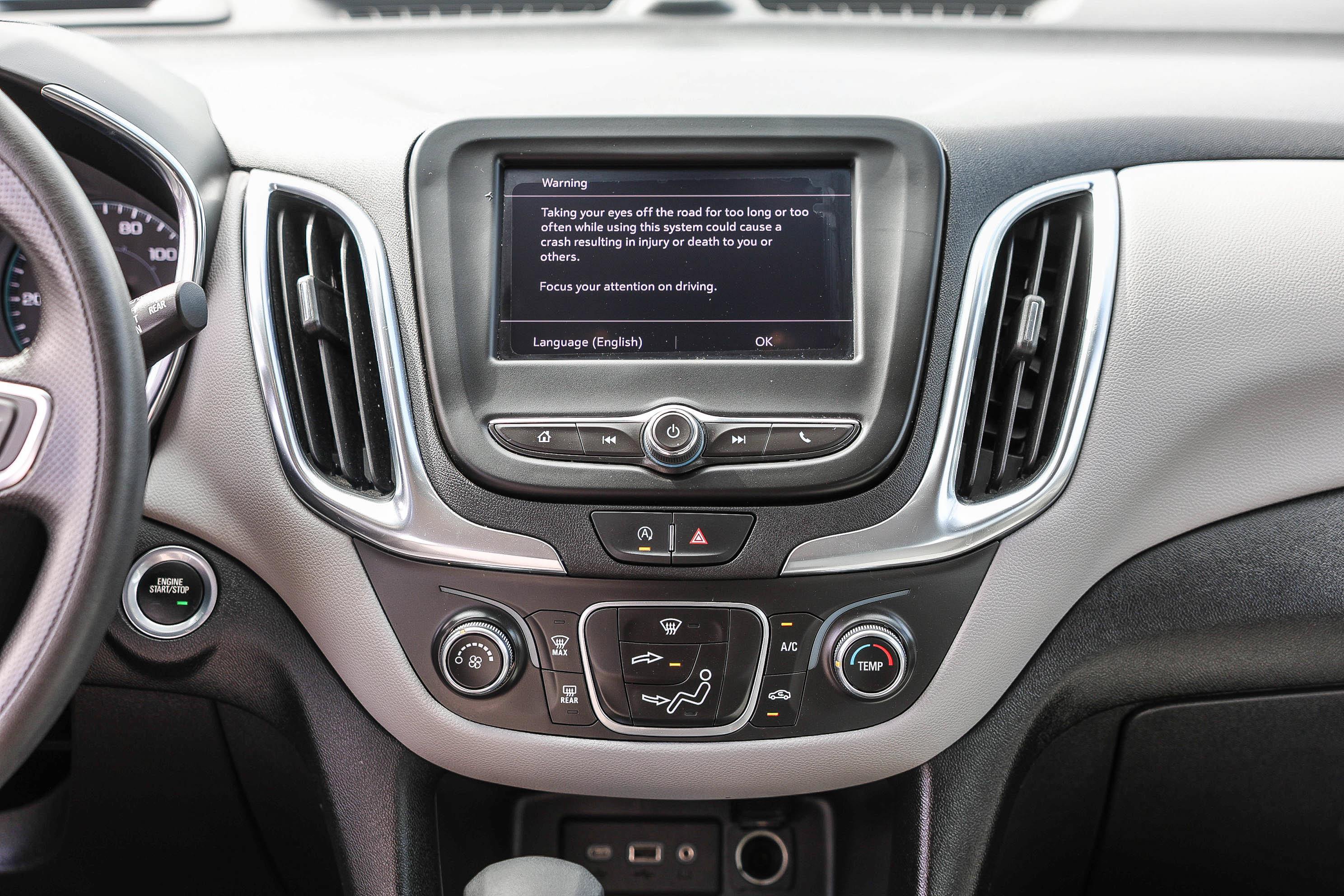 Used 2024 Chevrolet Equinox LS FWD image 3