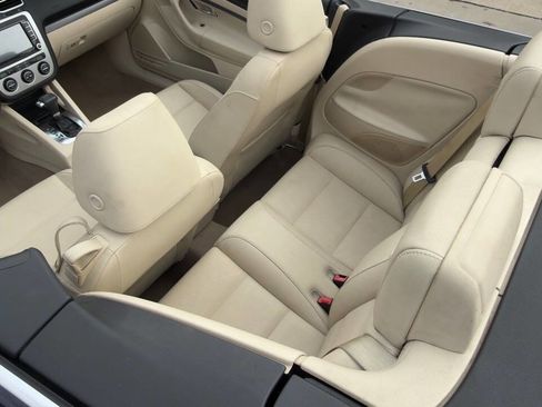 Used 2009 Volkswagen Eos Komfort image 24