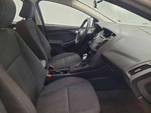 Used 2016 Ford Focus SE image 21