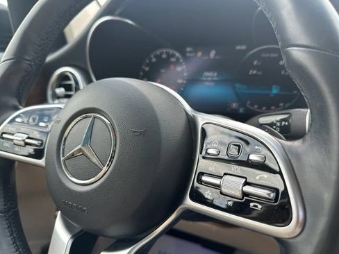 Used 2022 Mercedes-Benz GLC 300 4MATIC image 32