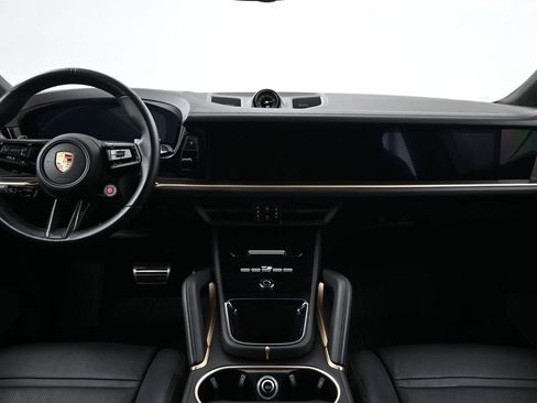 Certified 2024 Porsche Cayenne Turbo GT image 9