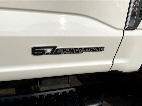 Used 2024 Ford F250 XLT image 8