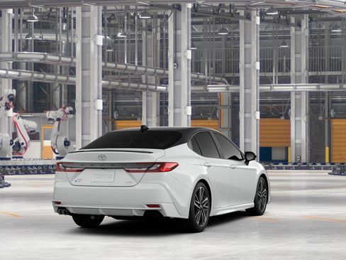 New 2026 Toyota Camry Hybrid AWD/4WD image 11