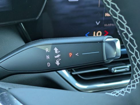 Used 2026 Chevrolet Equinox EV LT w/ LPO, All-Weather Mat Package image 19