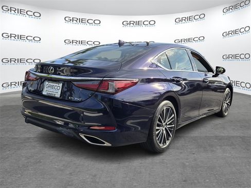 Used 2022 Lexus ES 350 w/ Premium Package image 7