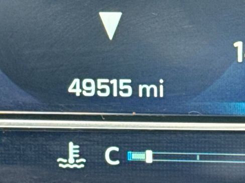 Used 2023 Chevrolet Tahoe Z71 image 16