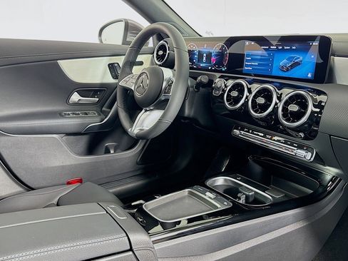 New 2026 Mercedes-Benz CLA 250 image 15