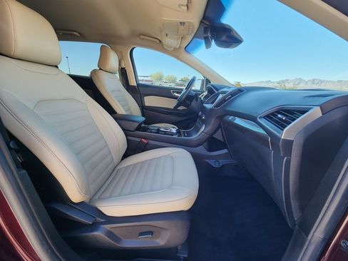 Used 2020 Ford Edge SEL w/ Convenience Package image 17