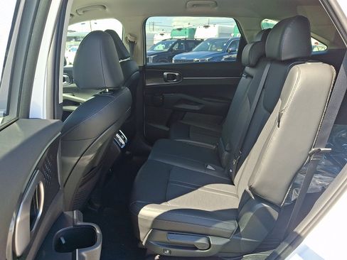 New 2026 Kia Sorento S AWD/4WD image 6