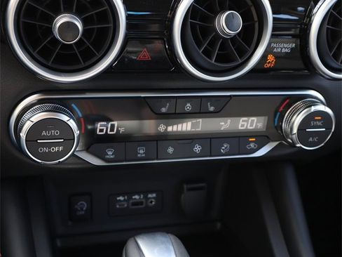 New 2025 Nissan Sentra SR w/ SR Premium Package image 13