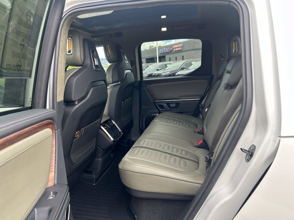 Used 2022 Rivian R1T Adventure AWD/4WD image 21