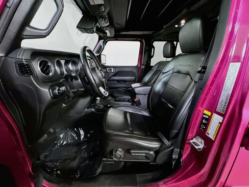 Used 2021 Jeep Wrangler Unlimited Sahara w/ LED Lighting Group AWD/4WD image 20