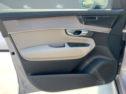 New 2026 Volvo XC90 B6 Plus w/ Protection Package Premier image 19