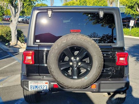 Used 2021 Jeep Wrangler Unlimited Sport image 3