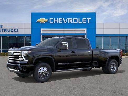 New 2026 Chevrolet Silverado 3500 High Country AWD/4WD image 2