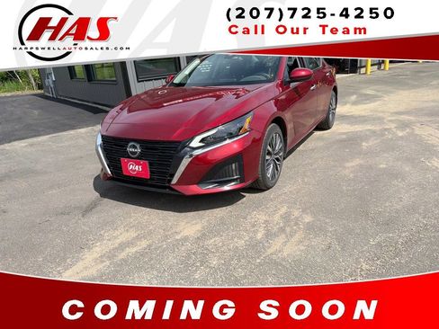 Used 2023 Nissan Altima 2.5 SV AWD/4WD image 1