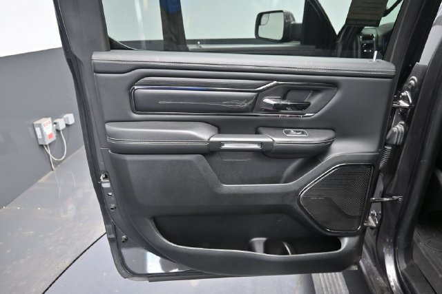 Used 2022 RAM 1500 Limited AWD/4WD image 38