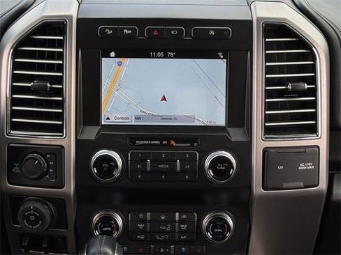 Used 2019 Ford F150 Platinum w/ Equipment Group 701A Luxury image 16