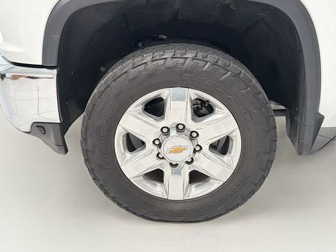 Certified 2021 Chevrolet Silverado 2500 LTZ w/ LTZ Premium Package image 27