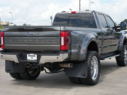 Used 2020 Ford F450 Lariat w/ Lariat Ultimate Package AWD/4WD image 2