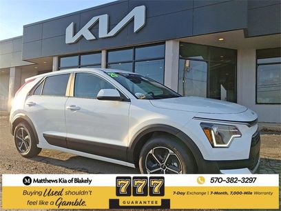 Certified 2025 Kia Niro LX