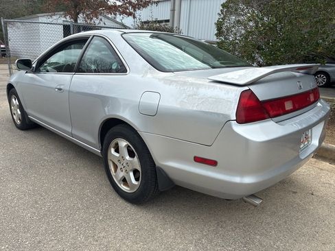 Used 2000 Honda Accord EX image 2