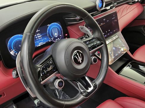 Used 2023 Maserati Grecale Modena AWD/4WD image 20
