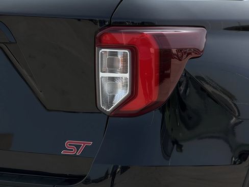Used 2020 Ford Explorer ST w/ ST Street Pack AWD/4WD image 10